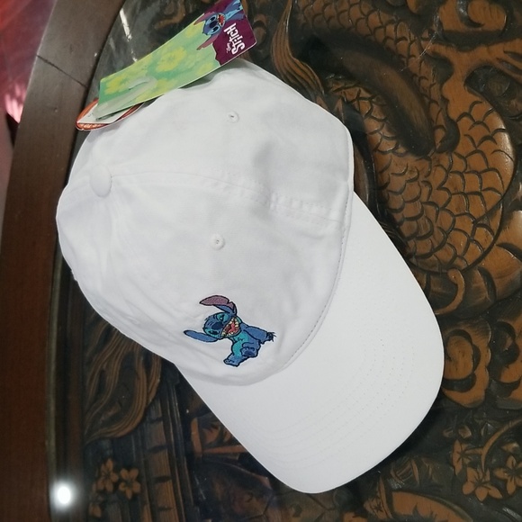 Disney Stich Women Unisex Hat In White - Picture 1 of 4